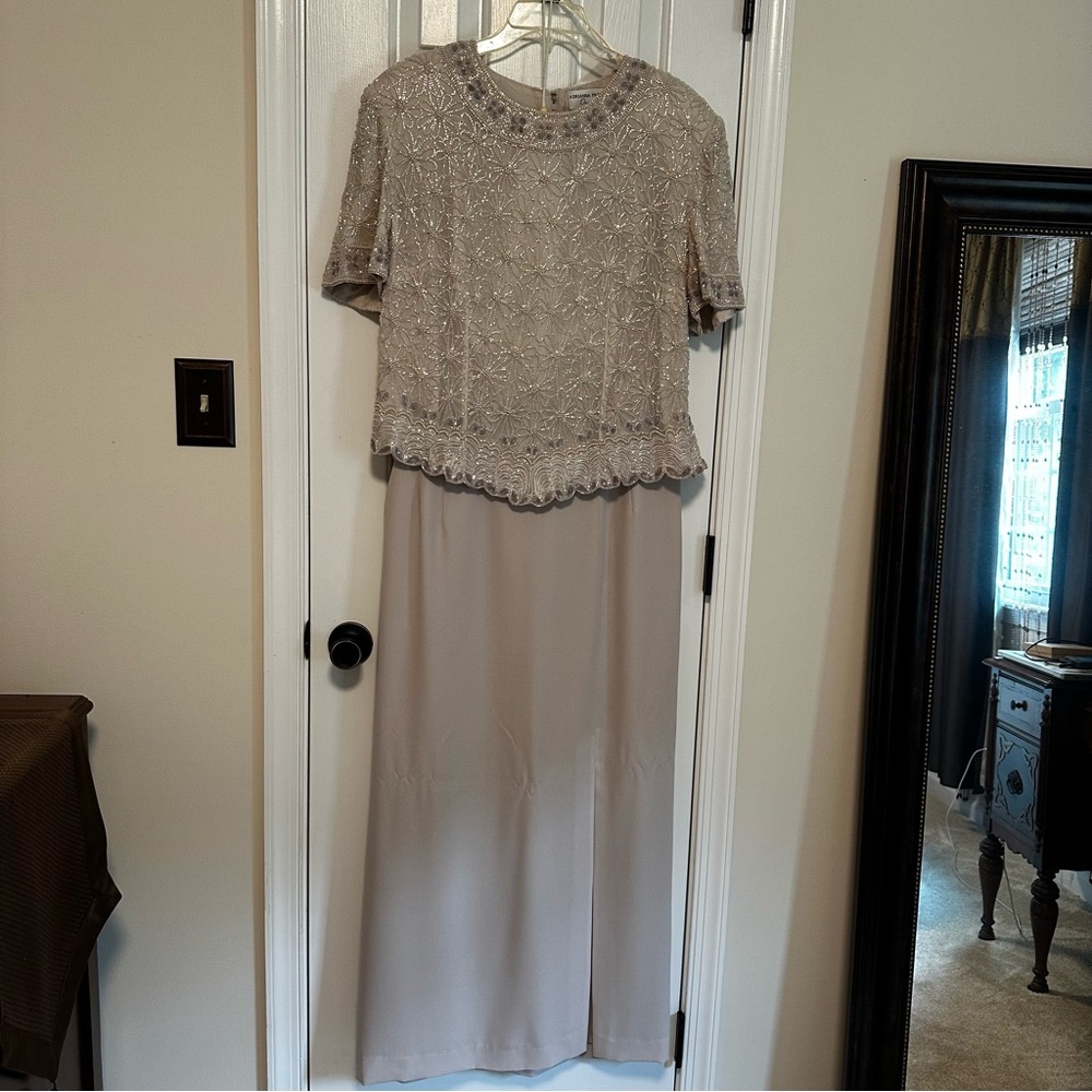 Mother of Bride Wedding Dress Adrianna Papell Taupe Beaded Top and Long Skirt 18